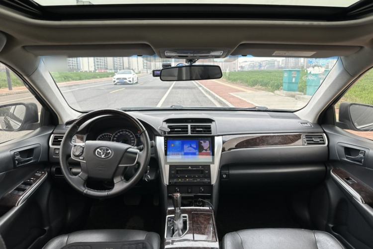 Used Toyota Camry 2016 2.0G 10th Anniversary Leading Edition