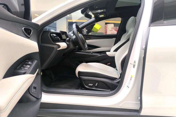 Used BYD Seal 06 New Energy 2024 DM-i 120KM Prestige Model