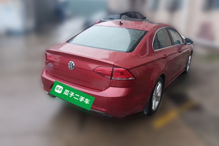 Used Volkswagen Lamando 2015 280TSI DSG Comfort Edition Rear Right 45 Deg