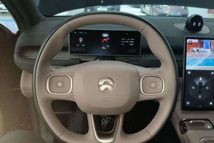 Used Nio EC6 2024 75 kWh Steering Wheel