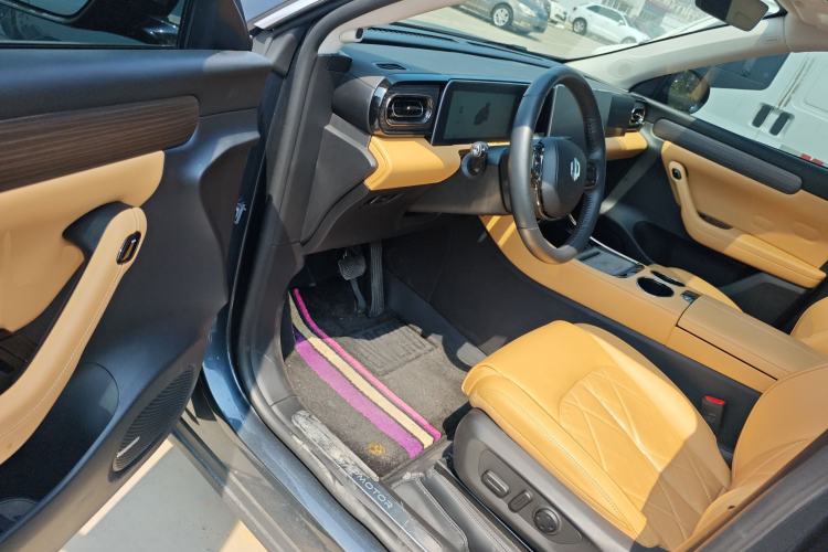 Used Leapmotor C11 2024 All-Electric 580 Luxury Edition
