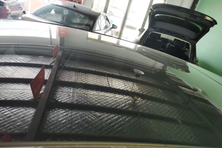 Used Volkswagen ID.7 VIZZION 2024 AIR model Roof