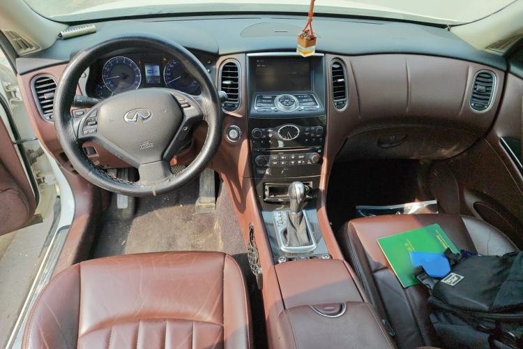 Used Infiniti QX50 2013 2.5L 4x4 Elegant Edition