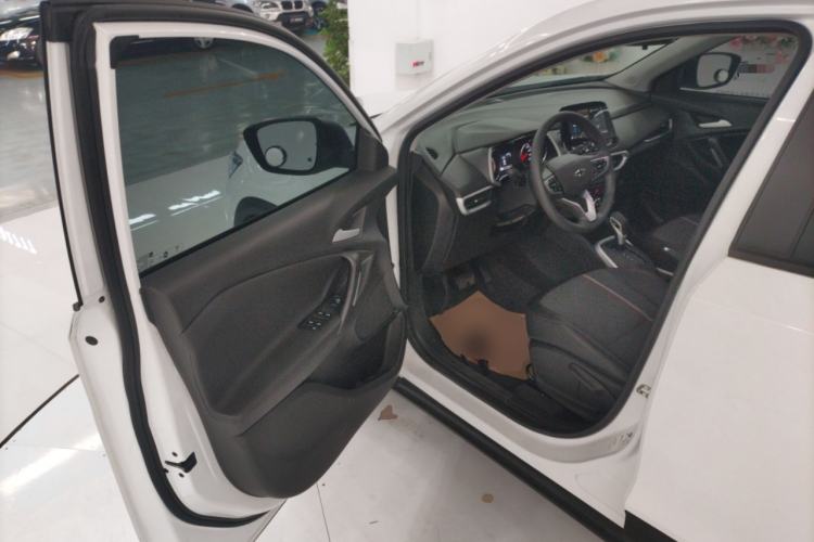 Used Chevrolet Trax 2019 Redline 335T CVT Top-Tier Model China VI Standard