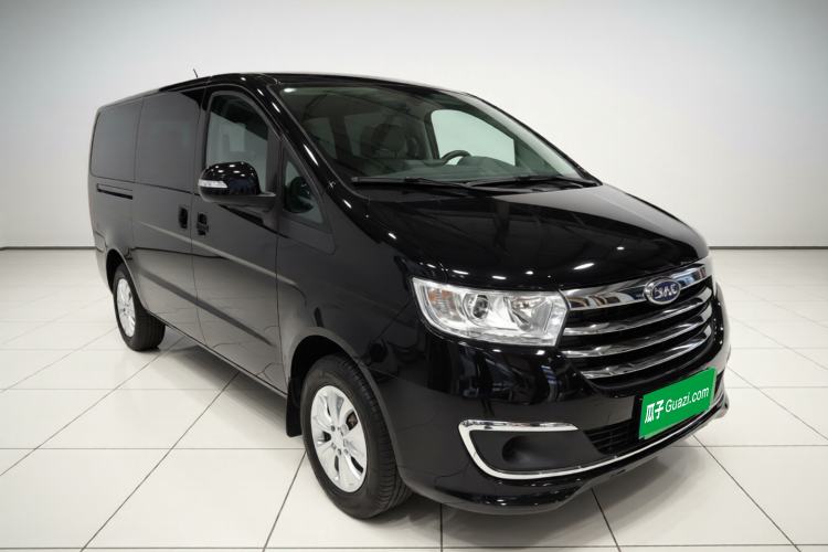 Used JAC Refine M3 2022 PLUS 1.8L 7-seater Standard Model Exterior 2