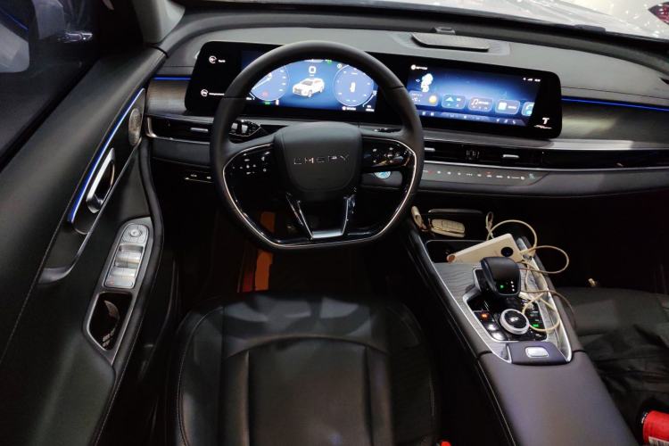 Used Chery Tiggo 8 PRO New Energy 2023 Champion Edition 1.5T 100km Glory Version