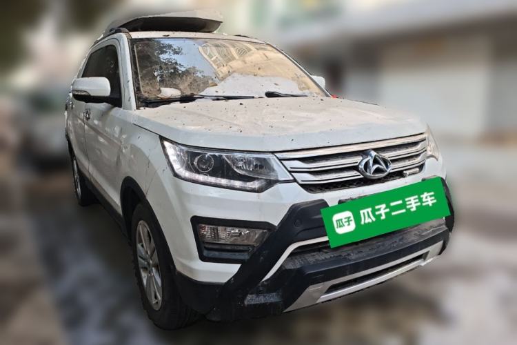 Used CHANGAN OSHAN CX70 2016 1.6L Manual Luxury Model Front Right 45 Deg