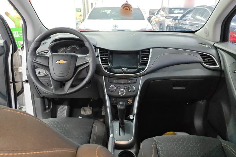 Used Chevrolet Trax 2018 330T Automatic Two-Wheel Drive Elite Model
