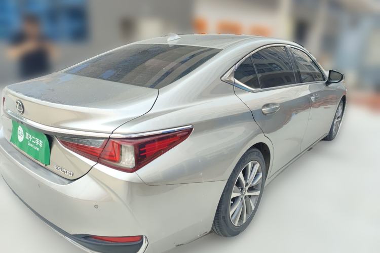 Used Lexus ES 2018 200 Excellence Edition China V Standard Rear Right 45 Deg