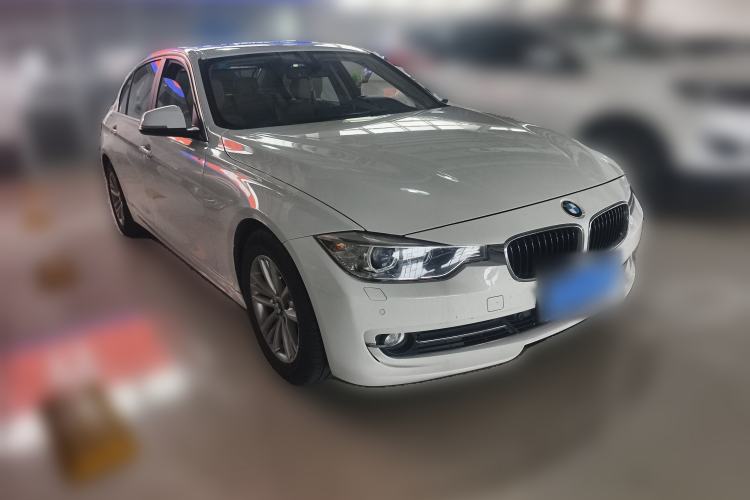 Used BMW 3 Series 2014 320Li Fashion Model Front Right 45 Deg