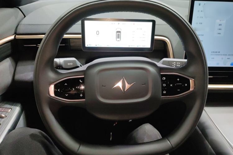 Used Dongfeng eπ eπ008 2024 210Max Range-Extended Version 6 Seats Steering Wheel