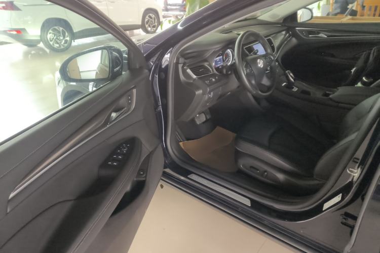 Used Buick LaCrosse 2021 652T Luxury Model
