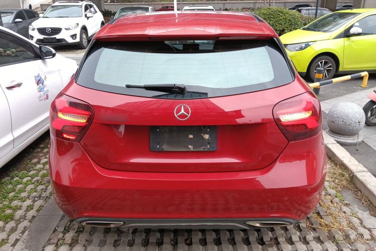 Used Mercedes-Benz A-Class 2017 Revised Version A 200 Fashion Edition
