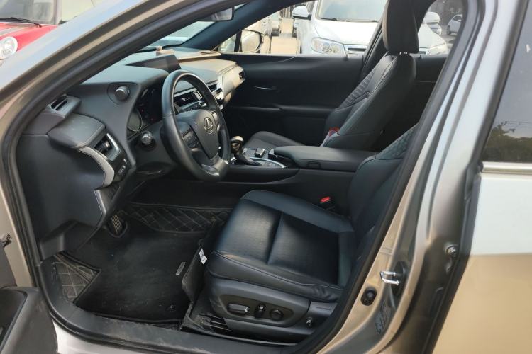 Used Lexus UX 2020 260h Explore-Cool Edition