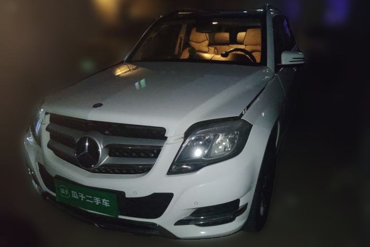Used Mercedes-Benz GLK-Class 2013 GLK 300 4MATIC Dynamic Sunroof Model