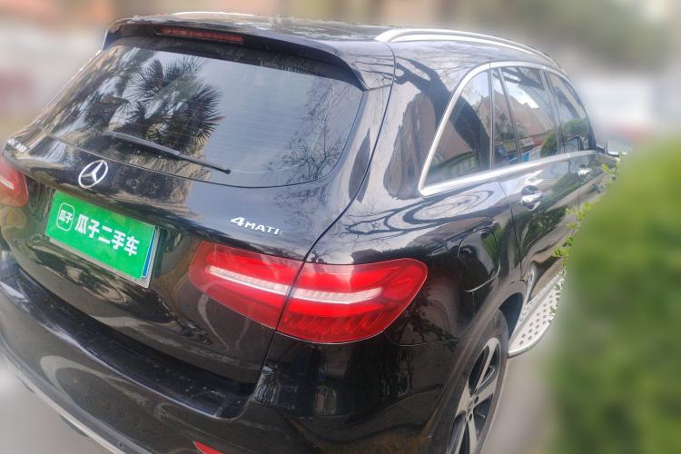 Used Mercedes-Benz GLC 2019 Facelift GLC 260 L 4MATIC Luxury Model Rear Right 45 Deg