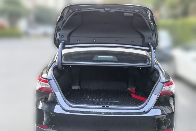 Used Toyota Camry 2021 2.5G Luxury Edition
