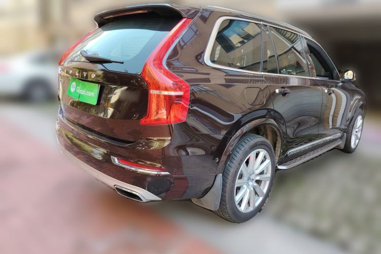 Used Volvo XC90 New Energy 2018 E-Drive Hybrid T8 Prestige 7-Seater Rear Right 45 Deg