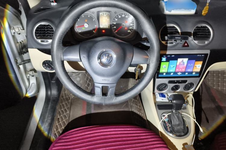 Used Volkswagen Lavida 2011 1.6L Automatic PinYou Edition Steering Wheel