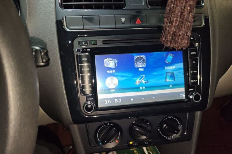 Used Volkswagen Polo 2014 1.4L Automatic Comfort Edition