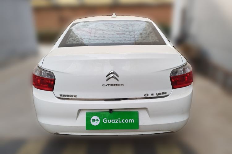 Used Citroen Elysee 2015 Zhishang Edition 1.6L Manual Fashion Model