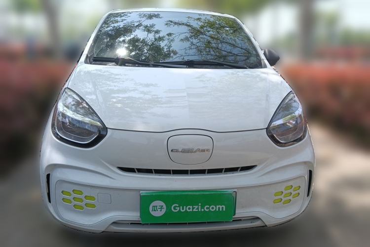 Used Roewe Clever 2021 302 km New Four-Seater Super-Efficient Version
