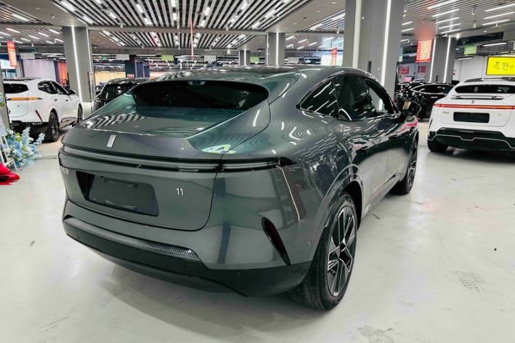 Used Avatr 11 2023 Harmony 90-degree Rear-wheel Drive Edition Exterior 3