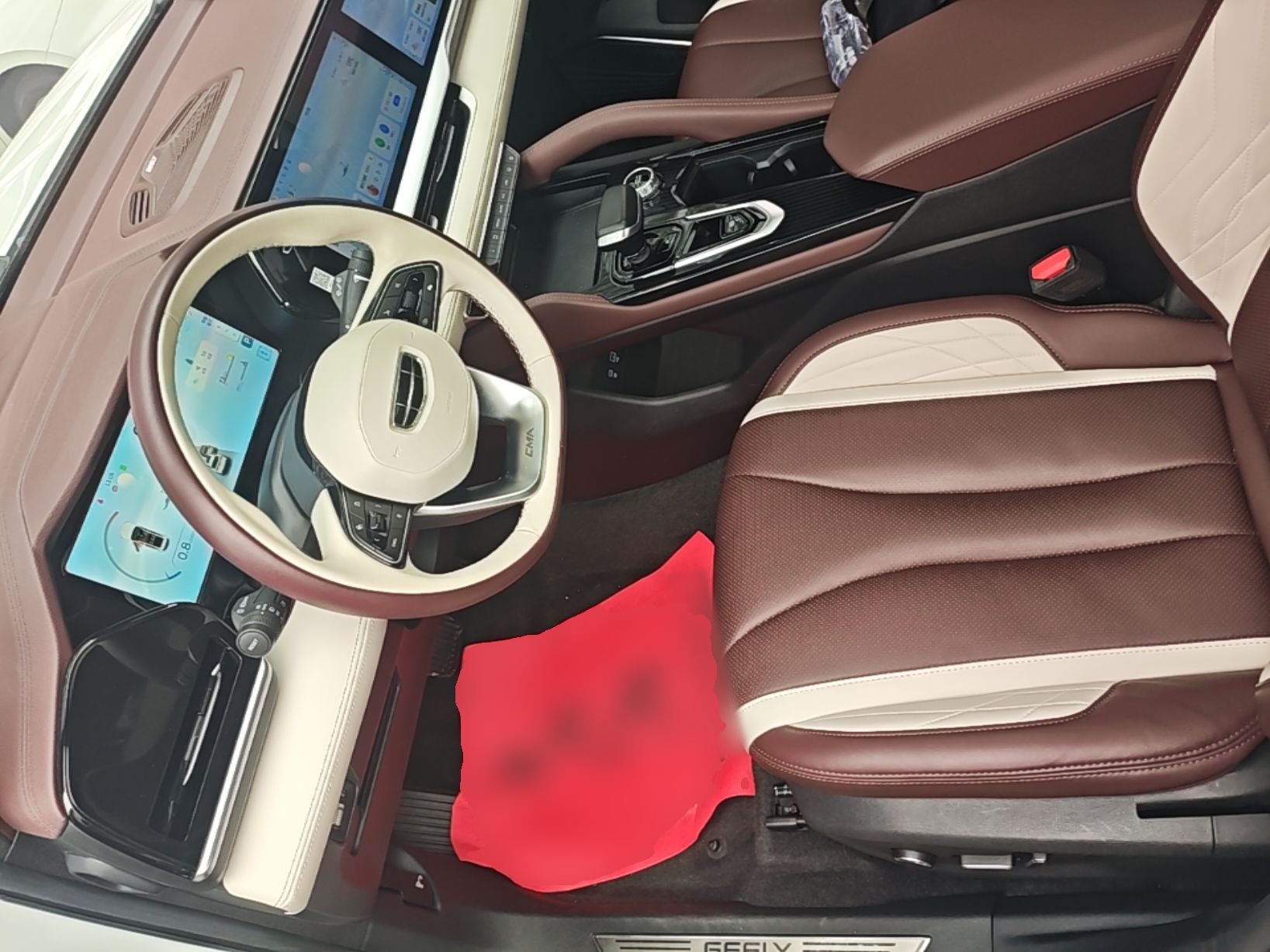 Geely Auto Monjaro L 2021 2.0TD DCT EVO Two-Wheel Drive Prestige Version — снимка 18
