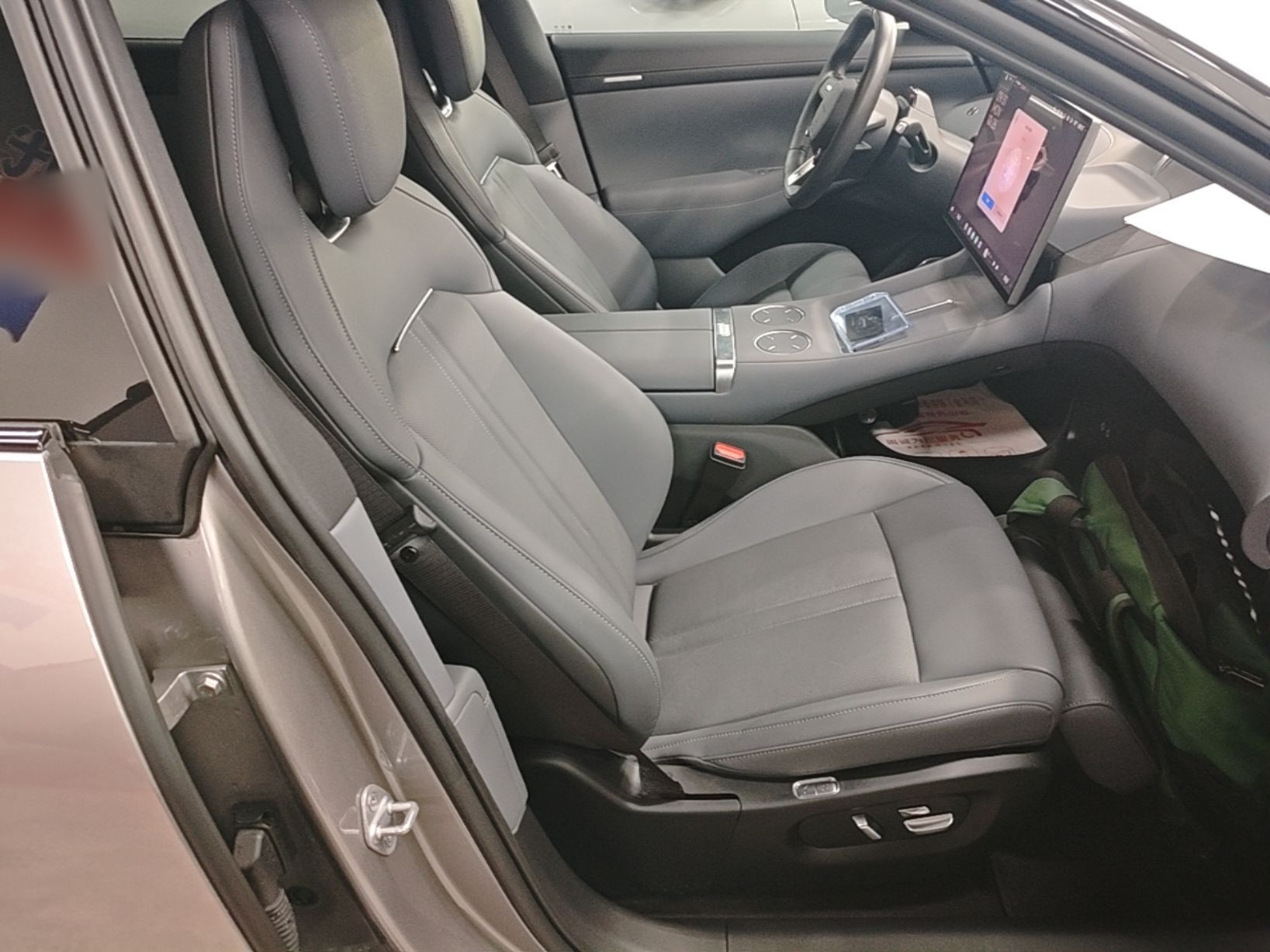 Xiaomi Auto YU7 2025 Ultra-Long Range Rear-Wheel Drive Version — снимка 19