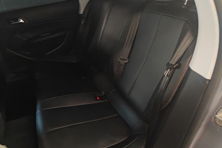 Used Peugeot 308 2016 1.6L Manual Fashion Edition
