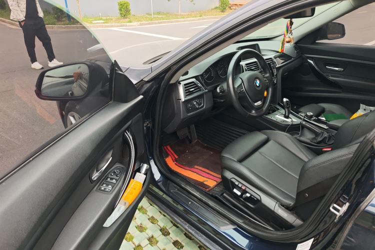 Used BMW 3 Series GT 2018 320i Sport Edition
