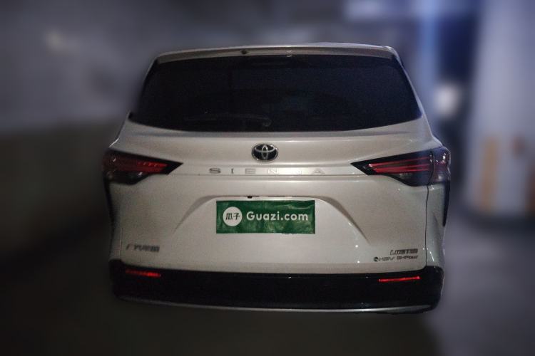 Used Toyota SIENNA 2024 2.5L Hybrid Four-Wheel Drive Prestige Edition Rear