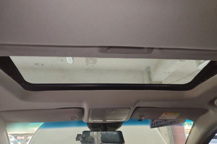 Used Chevrolet Cruze 2013 Hatchback 1.6L Manual Luxury Model
