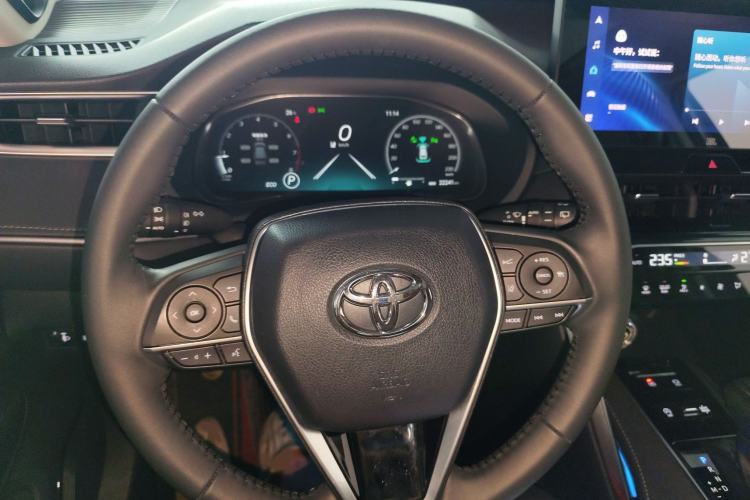 Used Toyota Venza 2023 2.0L CVT Two-Wheel Drive Prestige Version