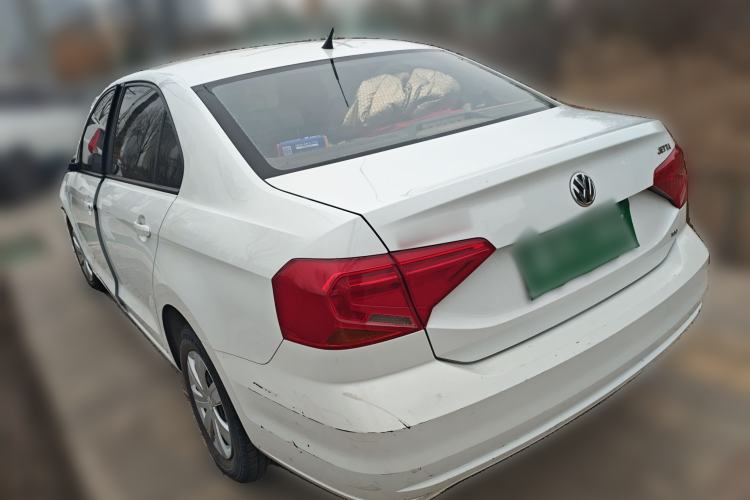 Used Volkswagen Jetta 2017 1.5L Manual Fashion Edition
