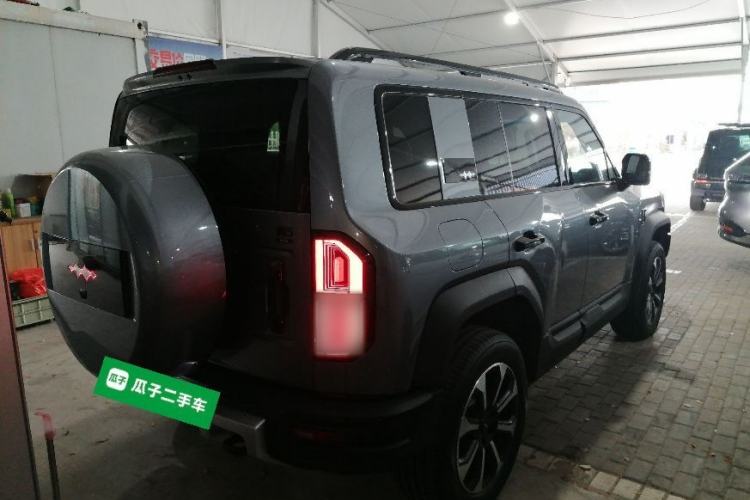 Used Formula Leopard 5 2023 Explore Edition Rear Right 45 Deg