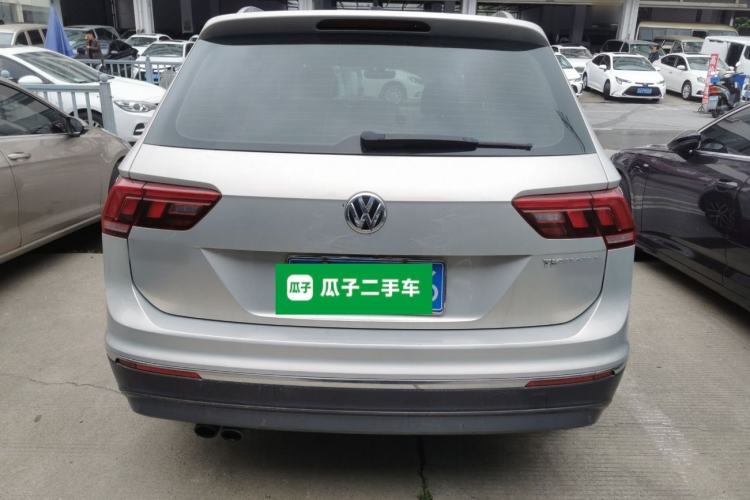 Used Volkswagen Tiguan L 2017 330TSI Automatic Two-Wheel Drive Luxury Edition Rear