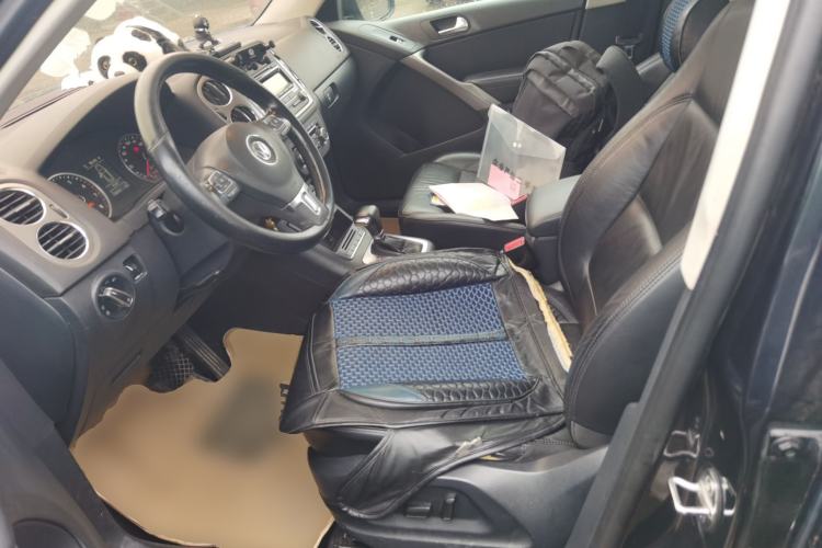 Used Volkswagen Tiguan 2010 1.8TSI Automatic Two-Wheel Drive Elite Edition Left Front Seat