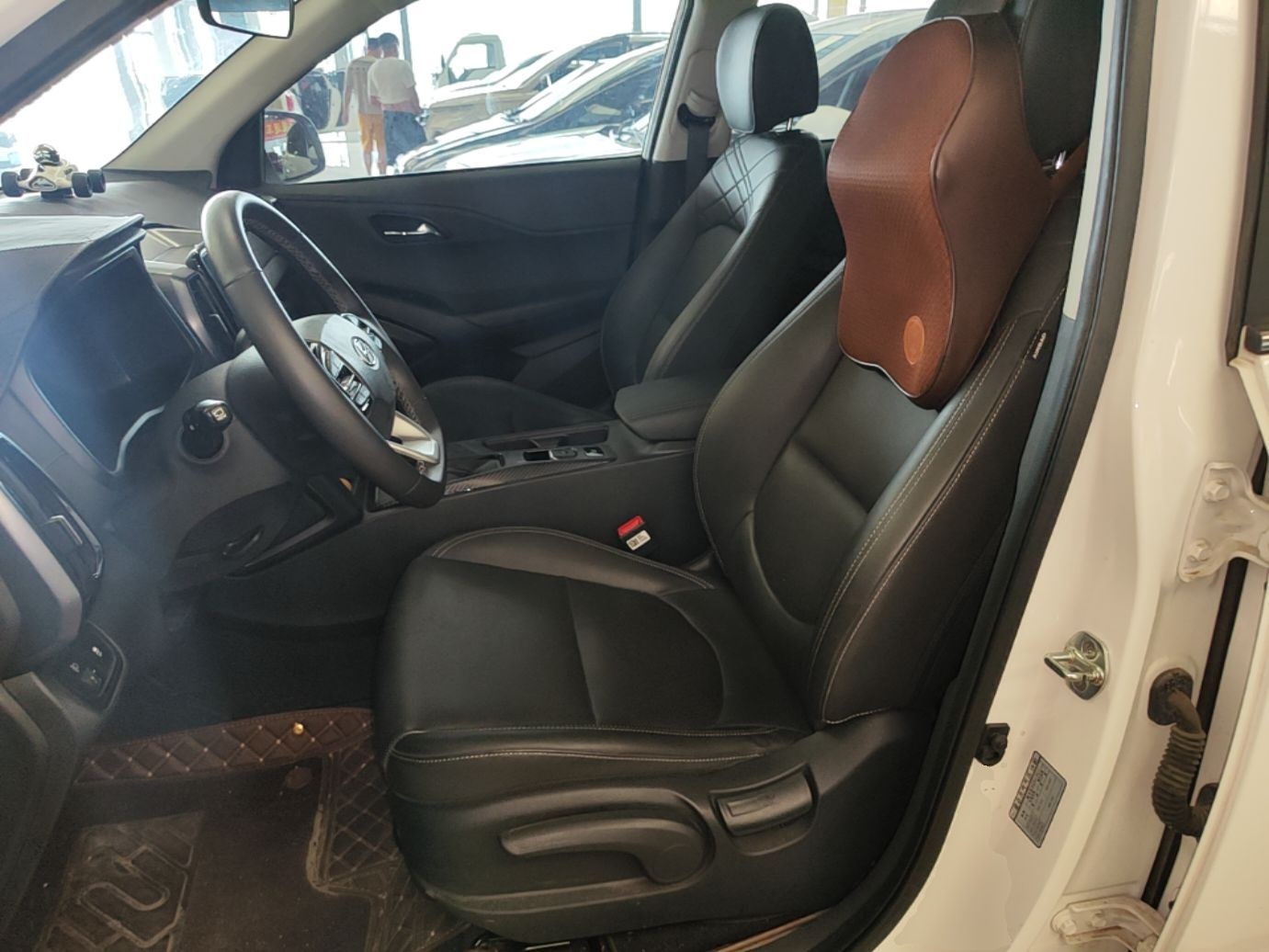 Vordere Reihe im Auto