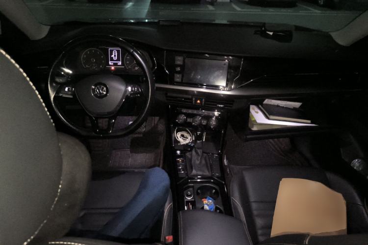 Used Volkswagen Passat 2019 330TSI Elite Edition China V Standard Center Console