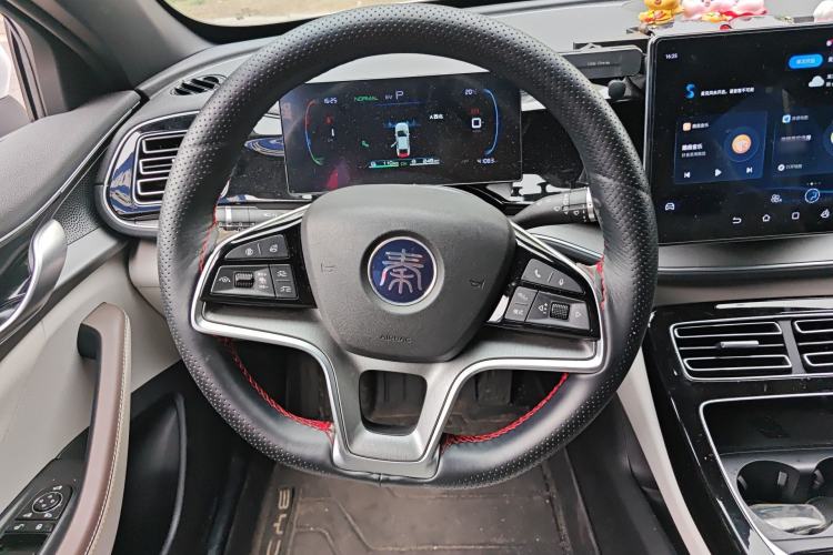 Used BYD Qin PLUS 2023 Champion Edition DM-i 120KM Excellence Model Steering Wheel