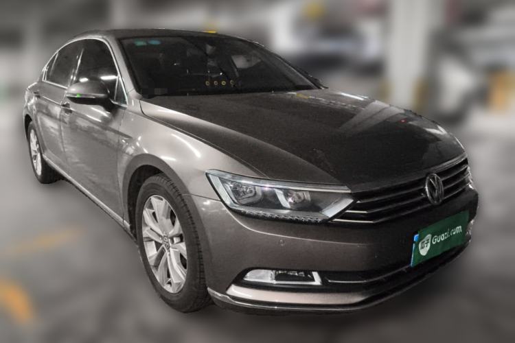 Used Volkswagen Magotan 2018 330TSI DSG Luxury Model