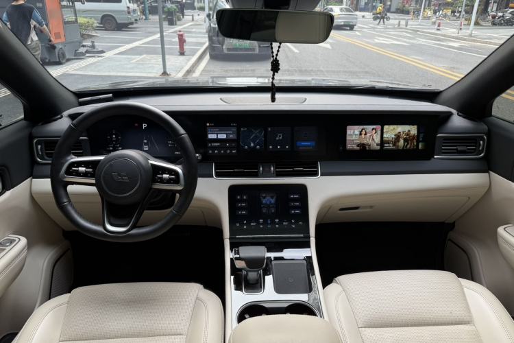 Used Li Auto ONE 2021 Extended-Range 6-Seater Version Interior 8