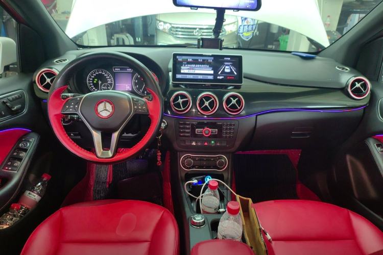 Used Mercedes-Benz B-Class 2012 B 180 Center Console