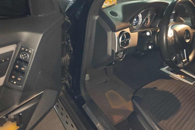 Used Mercedes-Benz GLK-Class 2015 GLK 300 4MATIC Fashion Edition Ultimate Version Driver Seat