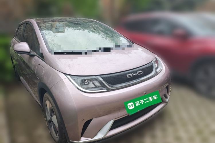 Used BYD Dolphin 2023 420 km Free Version Front Right 45 Deg