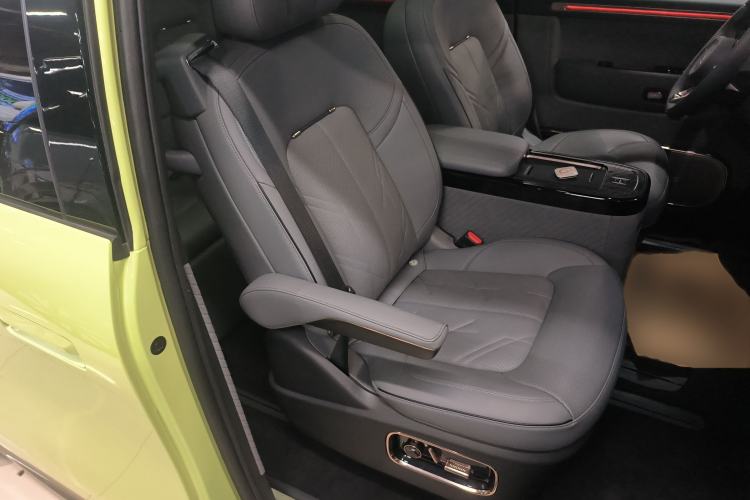 Used Zeekr MIX 2025 Long-Range Intelligent Driving Edition
