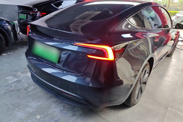 Used Tesla Model 3 2023 Long-Range All-Wheel-Drive Version