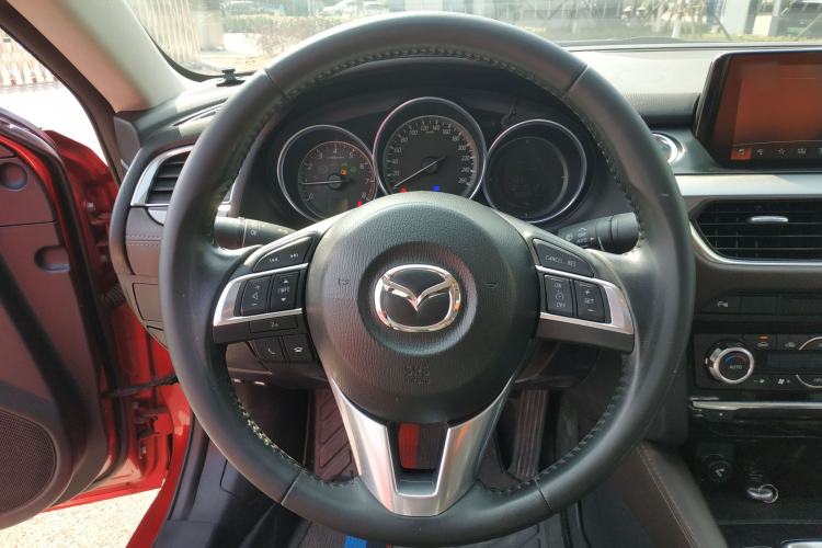 Used Mazda Atenza 2017 2.0L Blue Sky Luxury Edition
