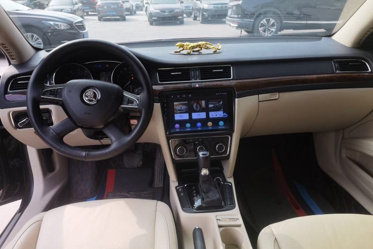 Used Skoda Superb 2013 1.8TSI Automatic MingShi Edition
